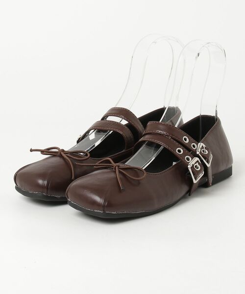 Per sist ence（パーシエンス）の「ダブルストラップリボンパンプス（パンプス・レディース・ブラウン/シルバー/ブラック・MEDIUM/LARGE）」の2枚目の写真