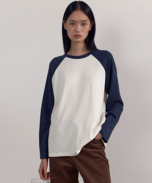 38COMEONCOMMON(38カモンコモン)の「Loose Raglan Long Sleeve T-Shirts (Navy)(Tシャツ/カットソー・レディース・その他・FREE)」の1枚目の写真