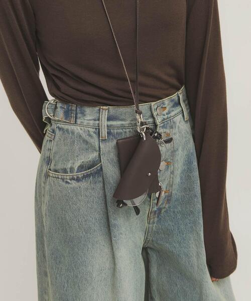 KBF（ケイビーエフ）の「マルチポーチネックショルダー（ショルダーバッグ・レディース・ダークブラウン/ブラック・ONE）」の15枚目の写真