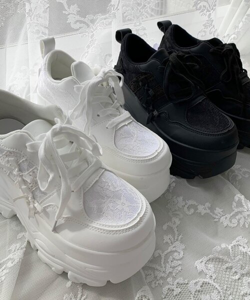 cs T&P（シーエスティーアンドピー）の「リボンレース 厚底スニーカー（スニーカー・レディース・ホワイト/ブラック・M/L/S/LL）」の3枚目の写真