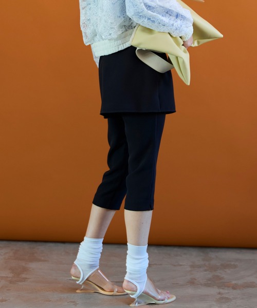 MAISON SPECIAL(メゾンスペシャル)の「Mini Skirt Layer Capri Pants/ミニスカートレイヤーカプリパンツ(その他パンツ・レディース・ブラウン/ブラック・38/36)」の7枚目の写真