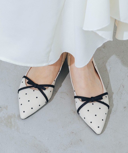EVOL（イーボル）の「【ふかふか・クッション入り】ポインテッド2cmリボンパンプス JA5956（パンプス・レディース・ドット/ブラック/アイボリー/ピンク・22.0cm/22.5cm/23.0cm/23.5cm/24.0cm/24.5cm/25.0cm）」の11枚目の写真