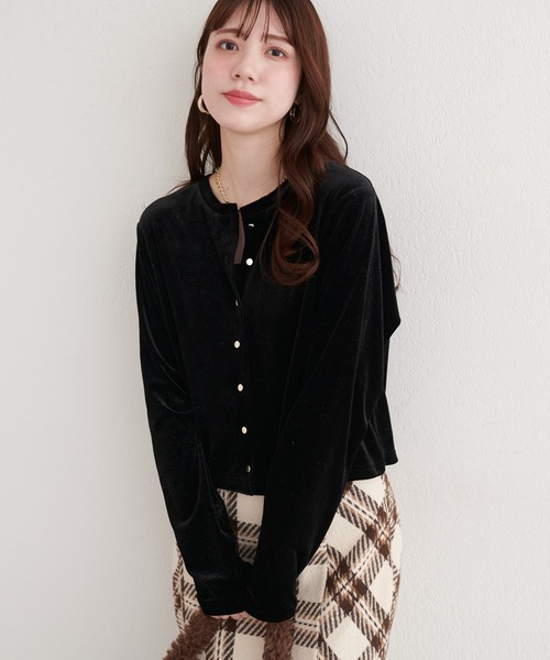 natural couture（ナチュラルクチュール）の「ラメベロアクルーネックカーディガン（カーディガン/ボレロ・レディース・ブラック/ブルーグレー/ピンクベージュ/ボルドー/ネイビー/オフホワイト・FREE）」の17枚目の写真