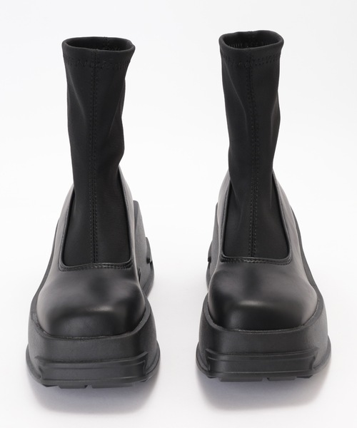 Lace Ladies(レースレディース)の「ソリッドカラー 厚底 ウエッジ ショート ブーツ(ブーツ・レディース・ブラック・22.5cm/23cm/23.5cm/24cm/24.5cm/25cm)」の10枚目の写真