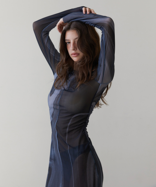 REVOIRSIS（ルヴォアシス）の「RVIS net maxi dresses multi black（ワンピース・レディース・ブラックミックス・1/2）」の4枚目の写真