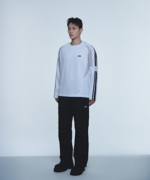 HYUNFIT（ヒョンフィット）の「CURVED LONG SLEEVE-[WHITE]（Tシャツ/カットソー・メンズ・その他・MEDIUM/LARGE/X-LARGE）」の3枚目の写真