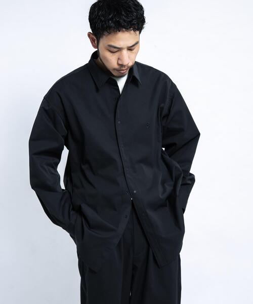 EKAL（エカル）の「SOLOTEXツイルレギュラーカラーシャツ（シャツ/ブラウス・メンズ・ブラック/ネイビー・MEDIUM/LARGE）」の4枚目の写真