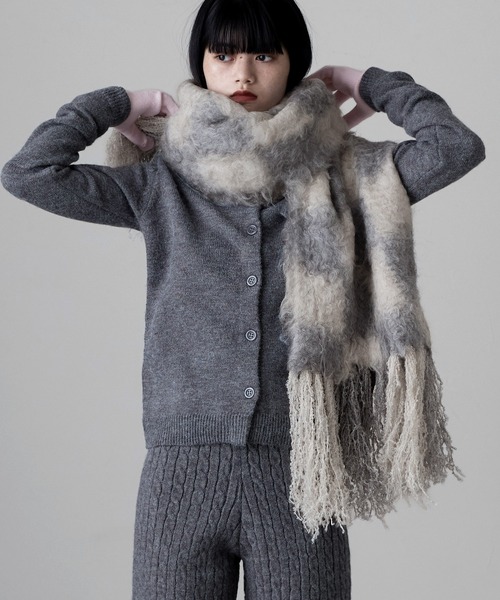 etoll.（エトル）の「起毛チェックマフラー（マフラー・レディース・グレー/ブルー/ベージュ・FREE）」の9枚目の写真