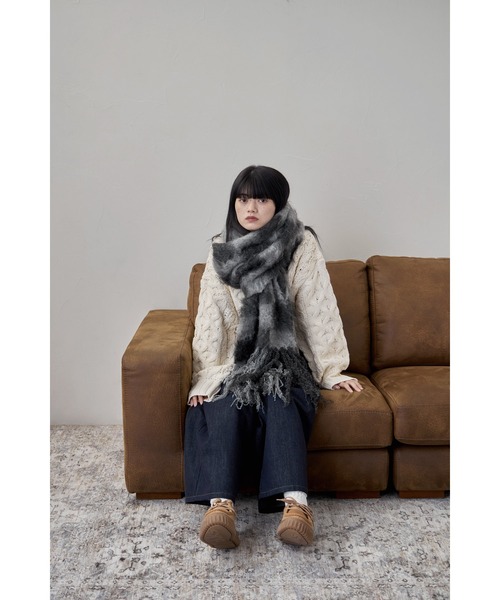 etoll.（エトル）の「起毛チェックマフラー（マフラー・レディース・グレー/ブルー/ベージュ・FREE）」の15枚目の写真