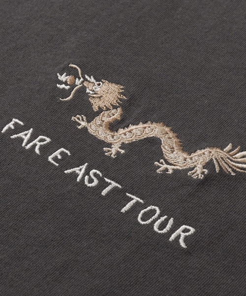 KRIFF MAYER（クリフメイヤー）の「ヴィンテージライク スーベニア龍刺繍スカTEE / 異素材サテン切替 ビッグシルエット（Tシャツ/カットソー・メンズ・チャコール/グレー/オフホワイト・X-LARGE/LARGE/MEDIUM）」の22枚目の写真