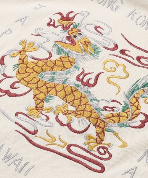 KRIFF MAYER（クリフメイヤー）の「ヴィンテージライク スーベニア龍刺繍スカTEE / 異素材サテン切替 ビッグシルエット（Tシャツ/カットソー・メンズ・チャコール/グレー/オフホワイト・X-LARGE/LARGE/MEDIUM）」の17枚目の写真