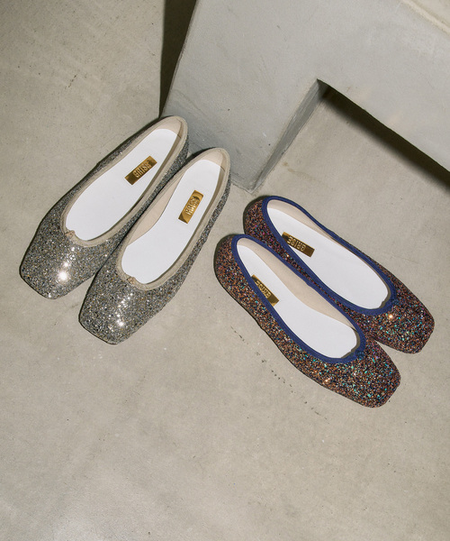 GRISE（グリーズ）の「《追加》GRISEスクエアグリッターフラット（その他シューズ・レディース・ネイビー/オレンジ/シルバー・22.5cm/22cm/25cm/24.5cm/23.5cm/23cm/24cm）」の5枚目の写真