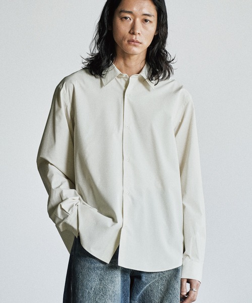 WYM LIDNM（ウィム バイ リドム）の「MICRO SPAN BASIC SHIRT（シャツ/ブラウス・メンズ・チャコール/ナチュラル/サックスブルー/グレイッシュブルー・S/L/M）」の3枚目の写真