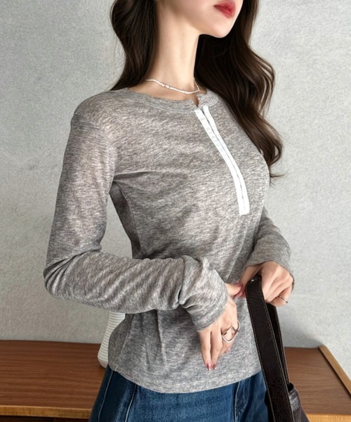 Eclat one(エクラワン)の「【Eclat one】フロントホック シアー ロングスリーブ カットソー(Tシャツ/カットソー・レディース・ブラック/グレー/オフホワイト・FREE)」の17枚目の写真