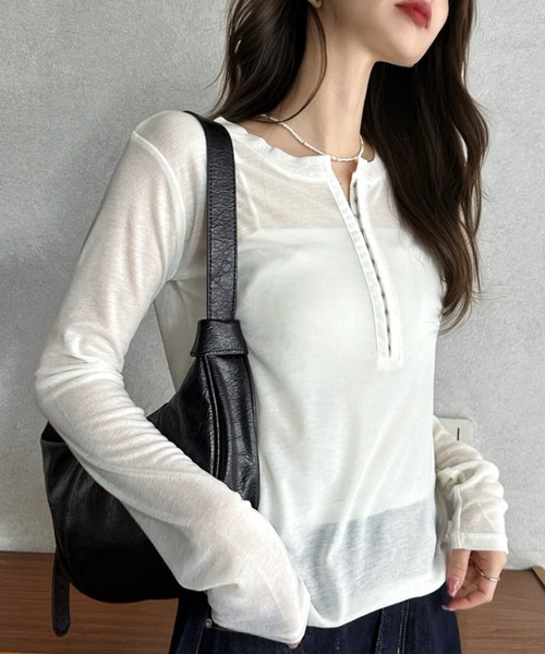 Eclat one(エクラワン)の「【Eclat one】フロントホック シアー ロングスリーブ カットソー(Tシャツ/カットソー・レディース・ブラック/グレー/オフホワイト・FREE)」の9枚目の写真