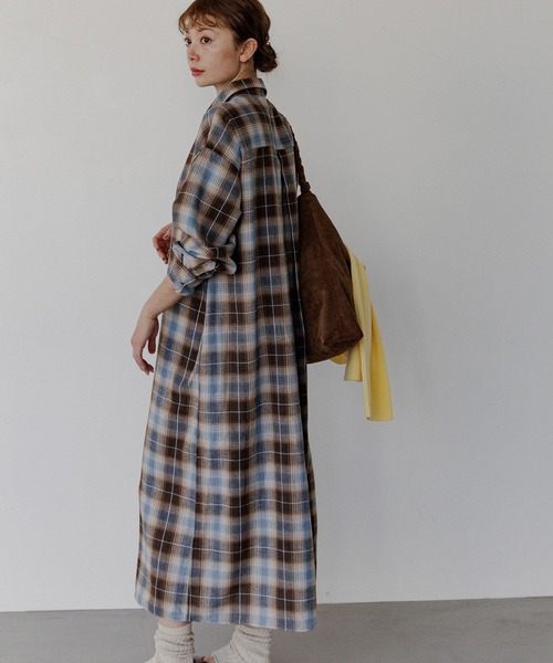 BAYFLOW（ベイフロー）の「[アップデートして登場!!]チェックシャツワンピース（シャツワンピース・レディース・ブラック/イエロー/ブルー/ブラウン・FREE）」の18枚目の写真