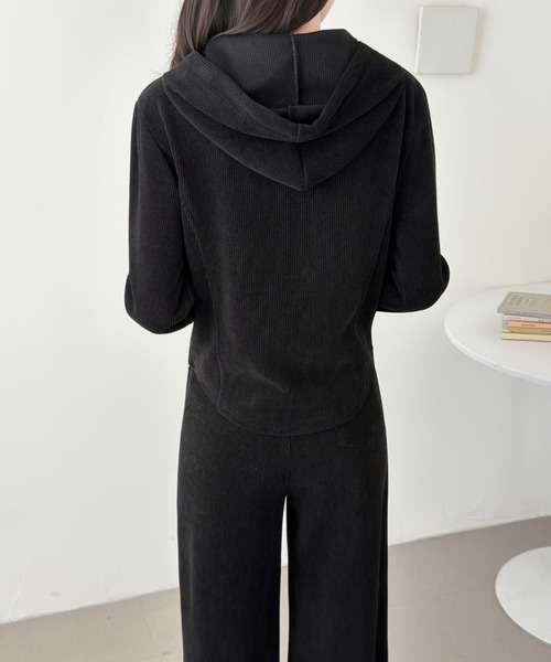 ABITOKYO(アビトーキョー)の「フーディショート丈コーヂュロイジャケットセットアップ(セットアップ・レディース・ブラック/チャコールグレー/ベージュ・FREE)」の14枚目の写真