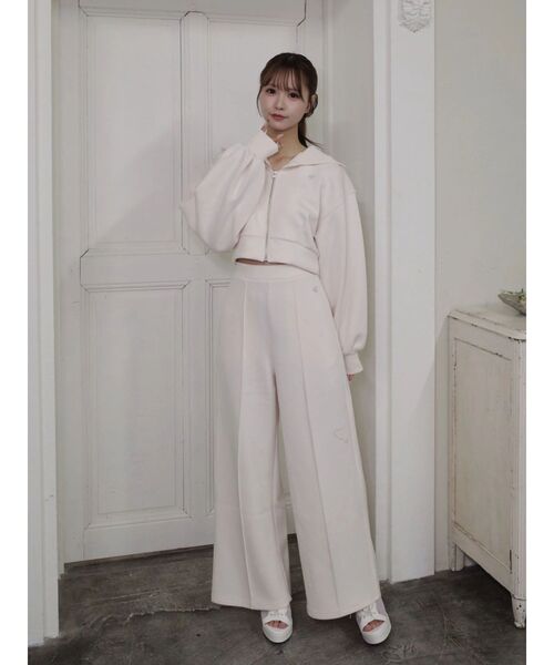 EATME（イートミー）の「【SETUP】ロゴ刺しゅう入りショートパーカー（パーカー・レディース・アイボリー/ブラック/ブルー/ピンク・FREE）」の13枚目の写真