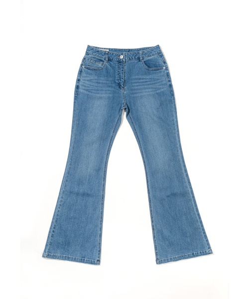 Express Holiday(エクスプレスホリデー)の「ホリデーフレアデニムパンツ_ブルー(デニムパンツ・レディース・その他・S/M)」の2枚目の写真