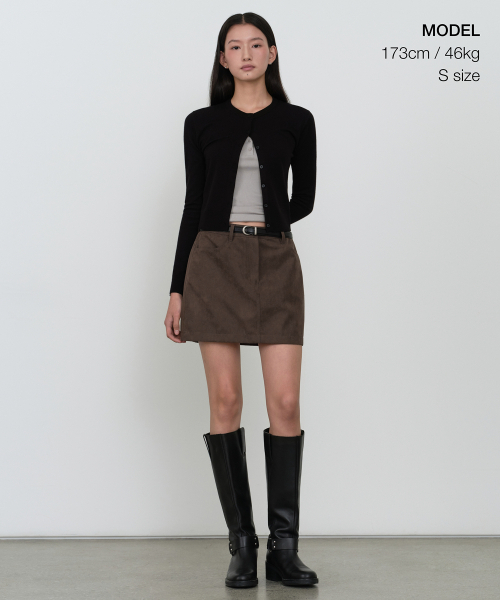 MUSINSA STANDARD WOMAN（ムシンサスタンダードウーマン）の「ウィメンズエッセンシャルスリムラウンドネックカーディガン[ブラック]（カーディガン/ボレロ・レディース・その他・X-SMALL/SMALL/MEDIUM/LARGE）」の2枚目の写真