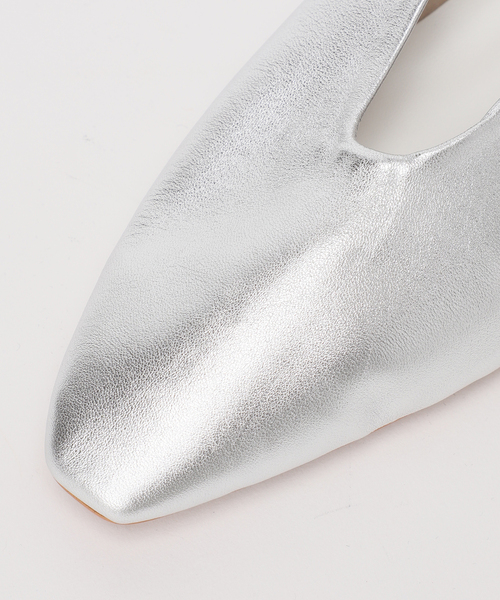 Spick & Span(スピックアンドスパン)の「Spick & Span ポインテッドフラット(その他シューズ・レディース・ブラック/ベージュ/シルバー・36/37/38)」の19枚目の写真