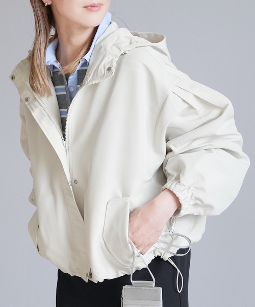 reca(レカ)の「ボリューム袖マウンテンパーカー(マウンテンパーカー・レディース・ライトカーキ/アイボリー・M)」の17枚目の写真