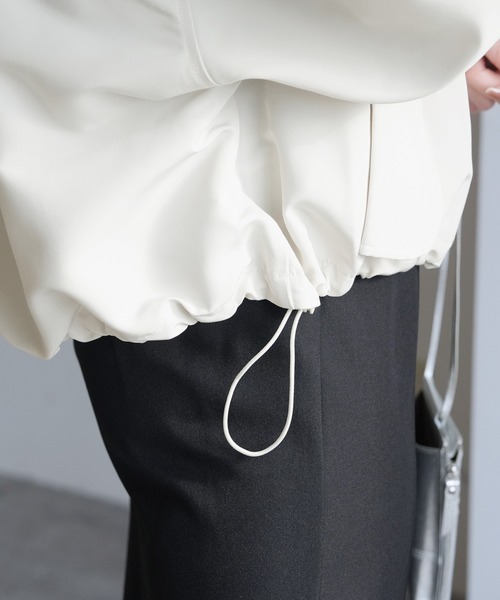 reca(レカ)の「ボリューム袖マウンテンパーカー(マウンテンパーカー・レディース・ライトカーキ/アイボリー・M)」の18枚目の写真