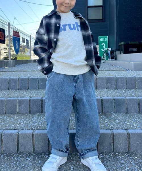 MPS(エムピーエス)の「【MPS】デニム ワイドパンツ (ウエストゴム / 動きやすさ / カジュアルスタイル)(デニムパンツ・キッズ・ライトインディゴブルー/ダークインディゴブルー・110/120/130/140/150/160)」の3枚目の写真