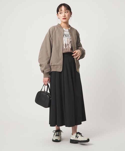 green label relaxing（グリーンレーベルリラクシング）の「コクーン MA-1（MA-1・レディース・モカ/ネイビー・38/36）」の10枚目の写真