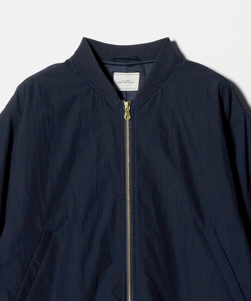 green label relaxing（グリーンレーベルリラクシング）の「コクーン MA-1（MA-1・レディース・モカ/ネイビー・38/36）」の17枚目の写真