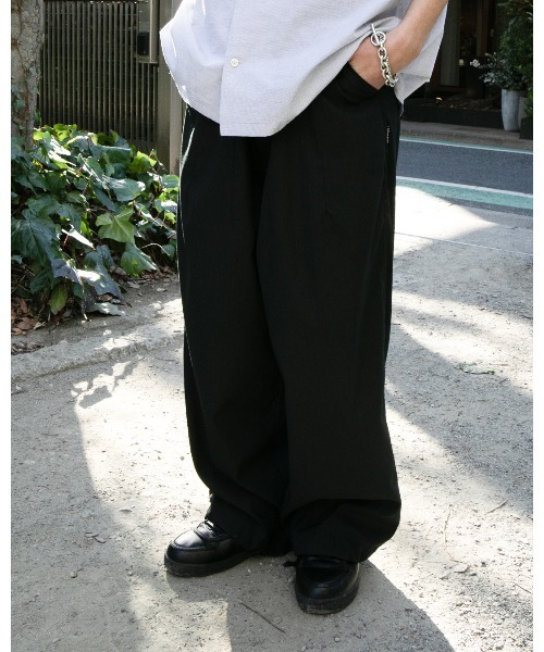 APPLEBUM(アップルバム)の「Pin Stripe Wide Military Pants(その他パンツ・メンズ・ブラック・MEDIUM/LARGE/X-LARGE)」の15枚目の写真