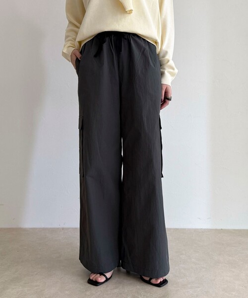 fredy emue（フレディエミュ）の「【GEVACO/ゲバコ】カーゴパンツ（カーゴパンツ・レディース・チャコールグレー/ベージュ/カーキ・38）」の6枚目の写真