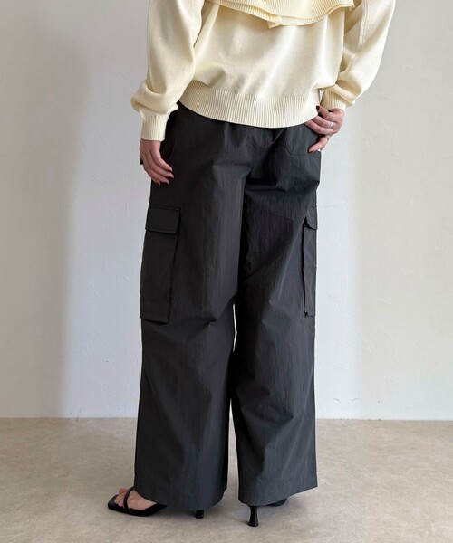 fredy emue（フレディエミュ）の「【GEVACO/ゲバコ】カーゴパンツ（カーゴパンツ・レディース・チャコールグレー/ベージュ/カーキ・38）」の8枚目の写真
