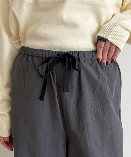 fredy emue（フレディエミュ）の「【GEVACO/ゲバコ】カーゴパンツ（カーゴパンツ・レディース・チャコールグレー/ベージュ/カーキ・38）」の16枚目の写真