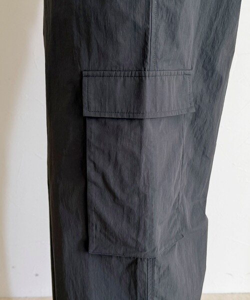 fredy emue（フレディエミュ）の「【GEVACO/ゲバコ】カーゴパンツ（カーゴパンツ・レディース・チャコールグレー/ベージュ/カーキ・38）」の18枚目の写真