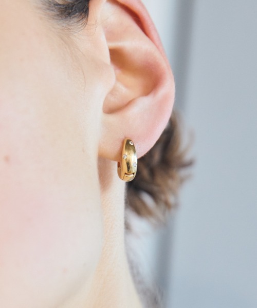 TEN.(テン)の「【新作】18KGP ポルカピアス (CZ)(ピアス(両耳用)・レディース・ゴールド・FREE)」の1枚目の写真