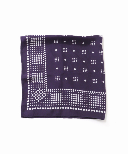JOURNAL STANDARD relume（ジャーナルスタンダード　レリューム）の「シルクスカーフ ドットパターン（バンダナ/スカーフ・メンズ・ネイビー・FREE）」の6枚目の写真