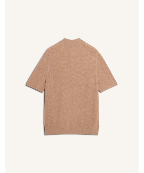 Maison Kitsune(メゾンキツネ)の「TEXTURED MERINO COTTON SHORT SLEEVE POLO(ポロシャツ・メンズ・ベージュ/ライトベージュ・XS/S/M/L)」の4枚目の写真
