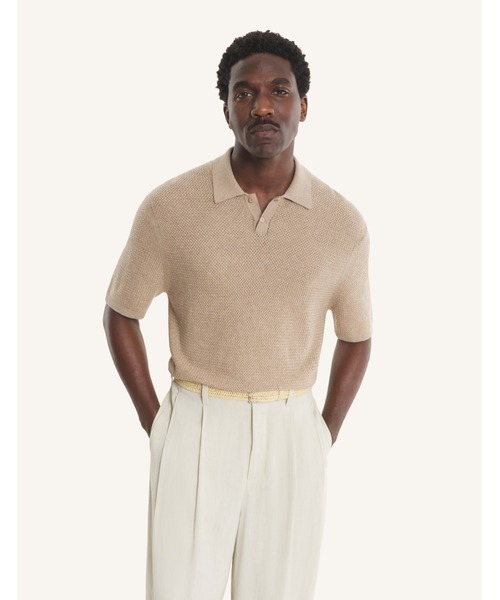 Maison Kitsune(メゾンキツネ)の「TEXTURED MERINO COTTON SHORT SLEEVE POLO(ポロシャツ・メンズ・ベージュ/ライトベージュ・XS/S/M/L)」の7枚目の写真