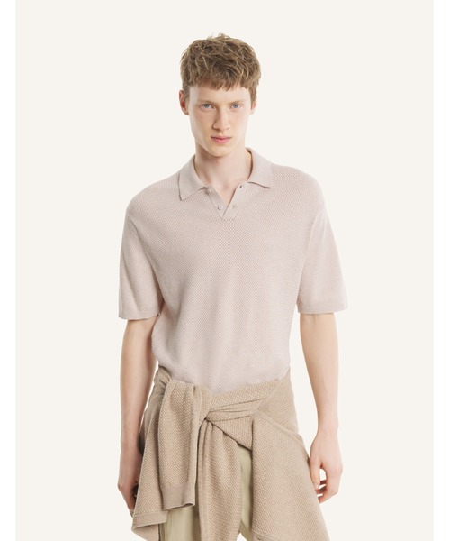 Maison Kitsune(メゾンキツネ)の「TEXTURED MERINO COTTON SHORT SLEEVE POLO(ポロシャツ・メンズ・ベージュ/ライトベージュ・XS/S/M/L)」の14枚目の写真