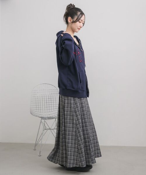 RETRO GIRL（レトロガール）の「チェックプリーツロングSK（スカート・レディース・ブルー系その他2/ブラック系その他2・FREE）」の12枚目の写真