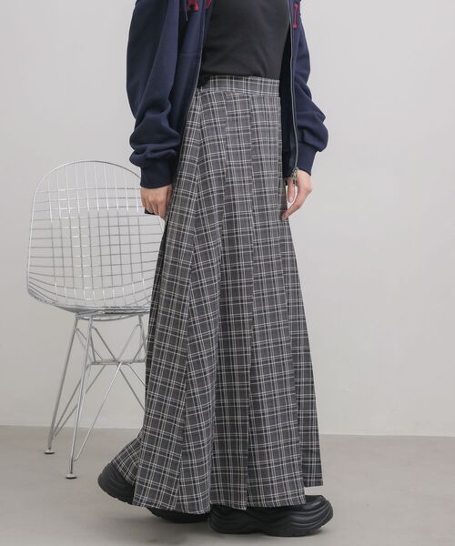 RETRO GIRL（レトロガール）の「チェックプリーツロングSK（スカート・レディース・ブルー系その他2/ブラック系その他2・FREE）」の16枚目の写真