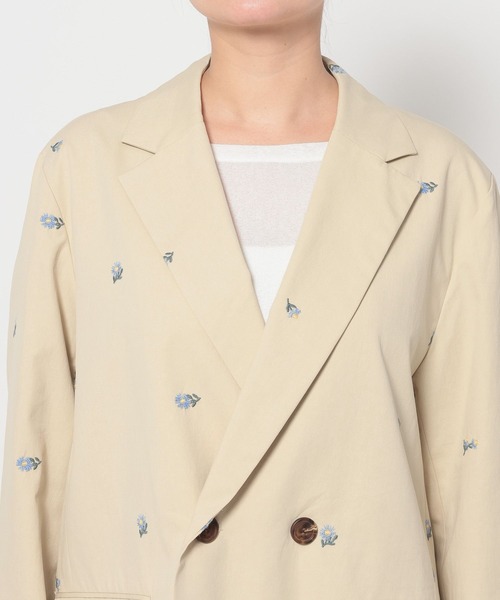 LOWRYS FARM(ローリーズファーム)の「C/Nシシュウダブルジャケット 655805(その他アウター・レディース・ベージュ・FREE)」の5枚目の写真