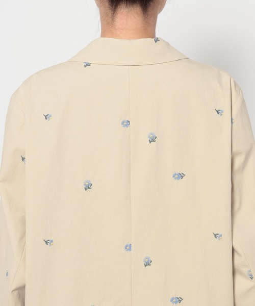 LOWRYS FARM(ローリーズファーム)の「C/Nシシュウダブルジャケット 655805(その他アウター・レディース・ベージュ・FREE)」の10枚目の写真