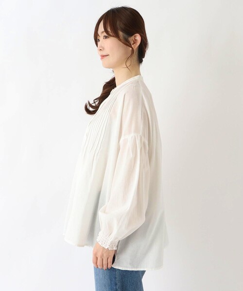 one'sterrace(ワンズテラス)の「コットン長袖ピンタックブラウス(シャツ/ブラウス・レディース・アイボリー系8/ネイビー系5/ブラック系8/その他・02)」の6枚目の写真