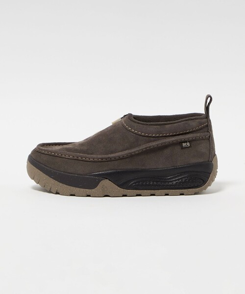 NIKE(ナイキ)の「<NIKE>ACG IZY/スニーカー(スニーカー・メンズ・ブラウン系/ブラック・26cm/27cm/26.5cm/28.5cm/28cm/27.5cm)」の2枚目の写真