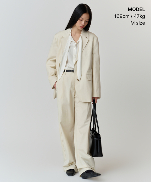 MUSINSA STANDARD WOMAN（ムシンサスタンダードウーマン）の「ウィメンズウォッシュドコットンオーバーサイズブレザー[クリーム]（テーラードジャケット・レディース・その他・LARGE/SMALL/MEDIUM/X-SMALL）」の2枚目の写真