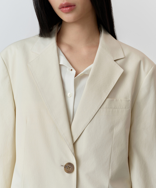 MUSINSA STANDARD WOMAN（ムシンサスタンダードウーマン）の「ウィメンズウォッシュドコットンオーバーサイズブレザー[クリーム]（テーラードジャケット・レディース・その他・LARGE/SMALL/MEDIUM/X-SMALL）」の4枚目の写真
