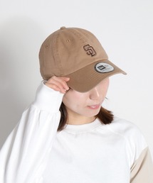 NEW ERA（ニューエラ）の「【NEW ERA】カジュアルクラシック MLB サンディエゴ・パドレス カーキ（キャップ）」