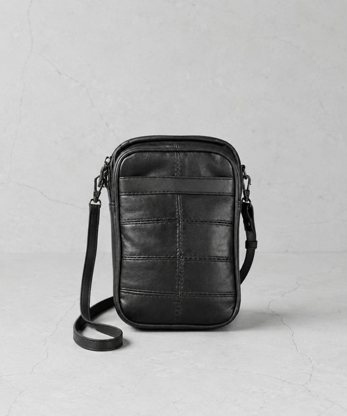 CALIFORNIA OUTFITTERS(カリフォルニア アウトフィッターズ)の「3C23_sz ラム革 ミニ レザー ショルダーバッグ(ショルダーバッグ・メンズ・ブラック・ONESIZE)」の3枚目の写真